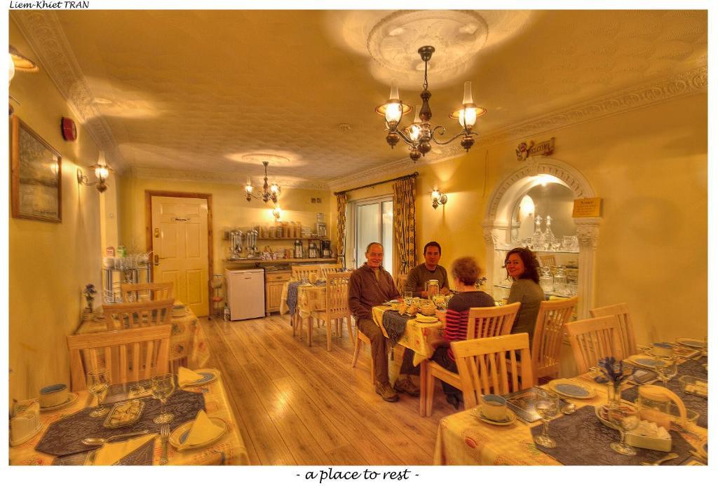 Teach Na Coiribe B&B Castlegar Exterior photo